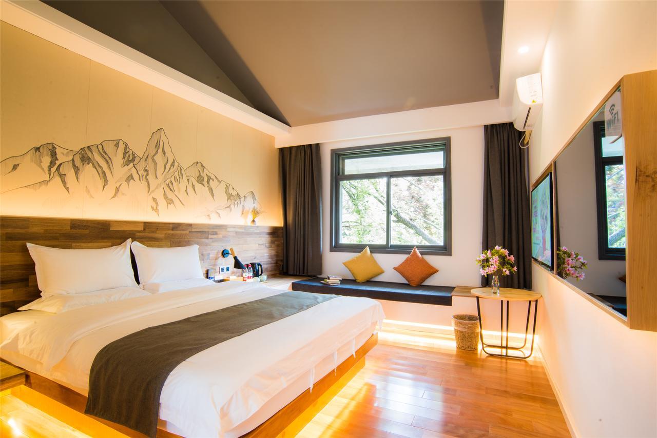 Lijiang Shuhe Travelling Hotel Exterior foto